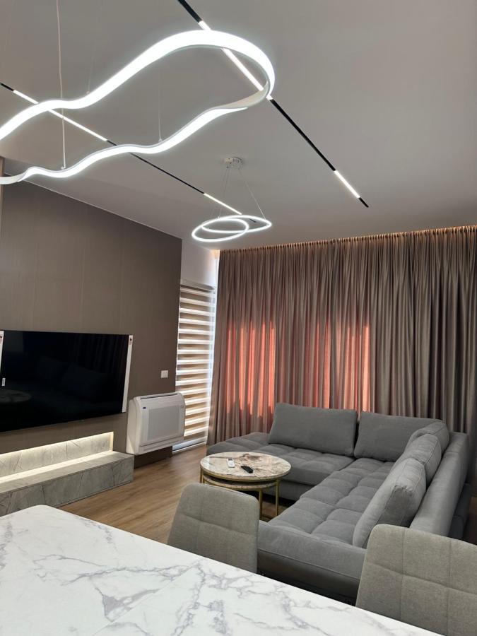 Hera Tirana Suite Deluxe Ngoại thất bức ảnh
