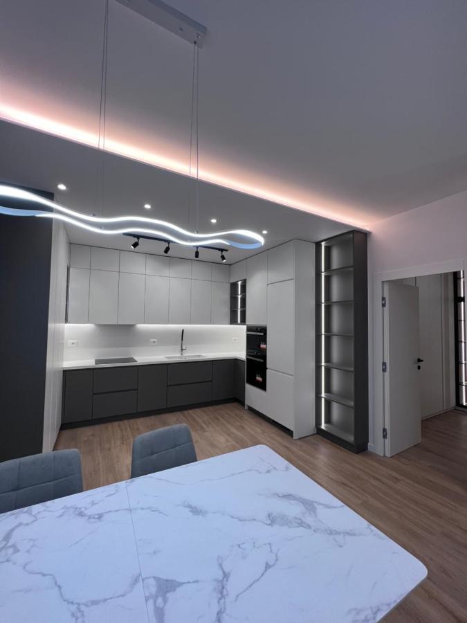 Hera Tirana Suite Deluxe Ngoại thất bức ảnh