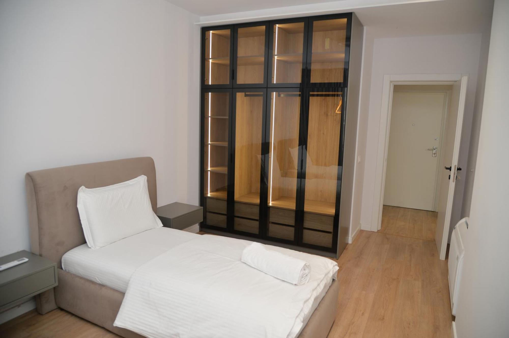 Hera Tirana Suite Deluxe Ngoại thất bức ảnh