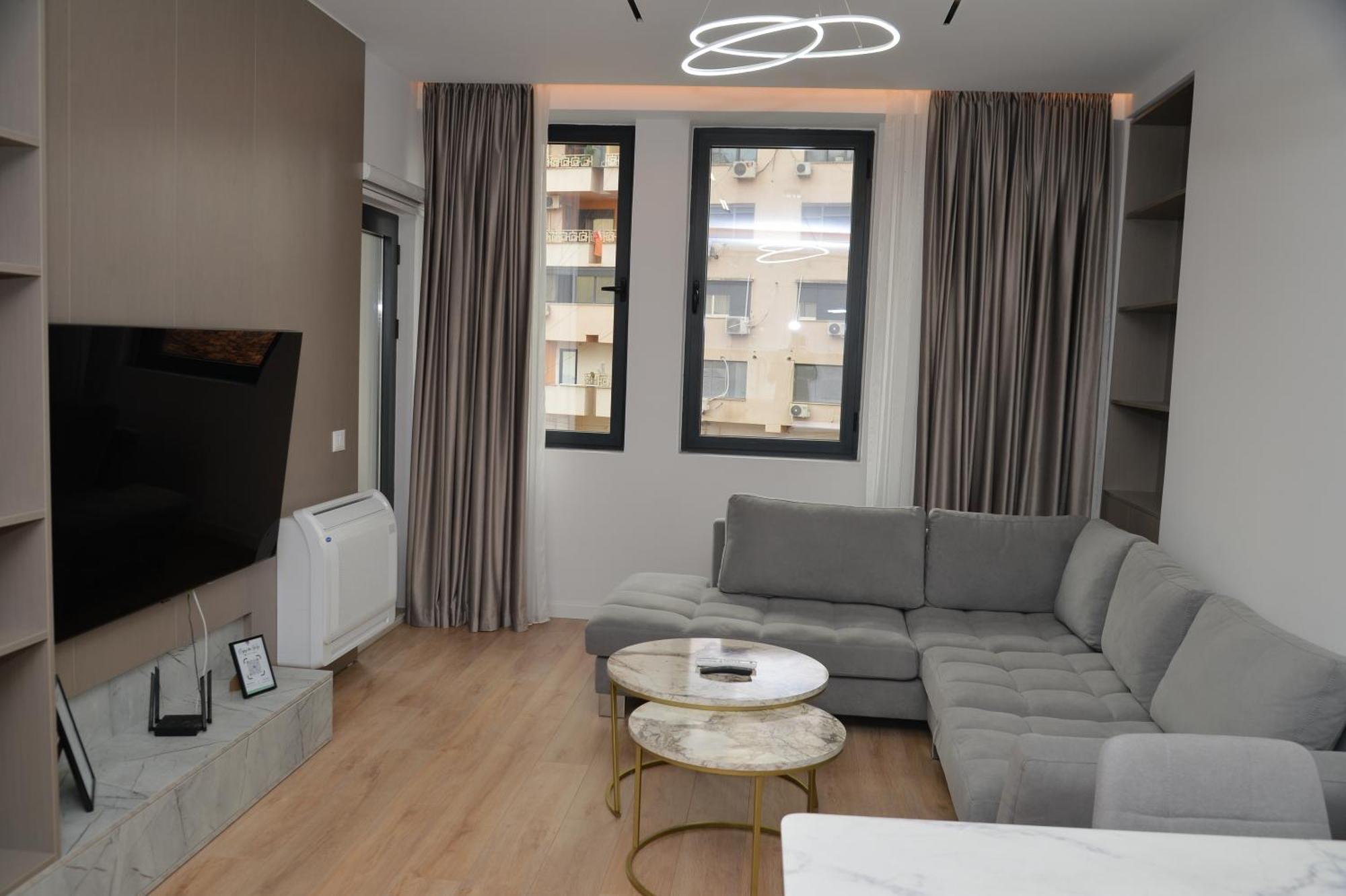 Hera Tirana Suite Deluxe Ngoại thất bức ảnh